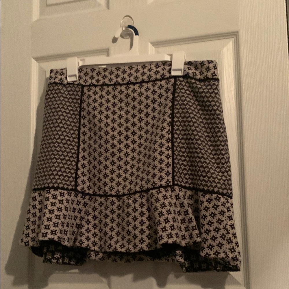 LOFT Black and White Mini Bubble Skirt